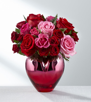 The FTD� Hold Me in Your Heart� Rose Bouquet