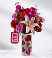 The FTD� Love You XO� Bouquet by Hallmark