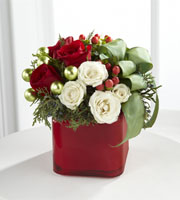 The FTD� Merry & Bright� Bouquet