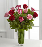 The FTD� True Romance� Rose Bouquet