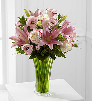 The FTD� Classic Beauty� Bouquet