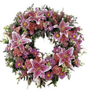 The FTD� Loving Remembrance� Wreath