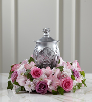 The FTD� Glorious Tribute� Arrangement