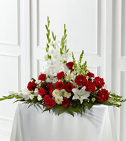 The FTD� Crimson & White� Arrangement