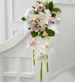 The FTD� Perfect Entrance� Pew Arrangement