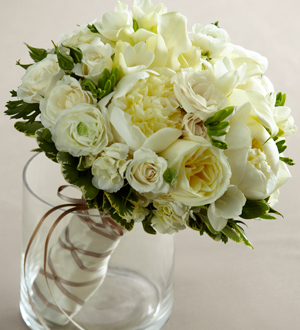 The FTD� Romance Eternal� Bouquet